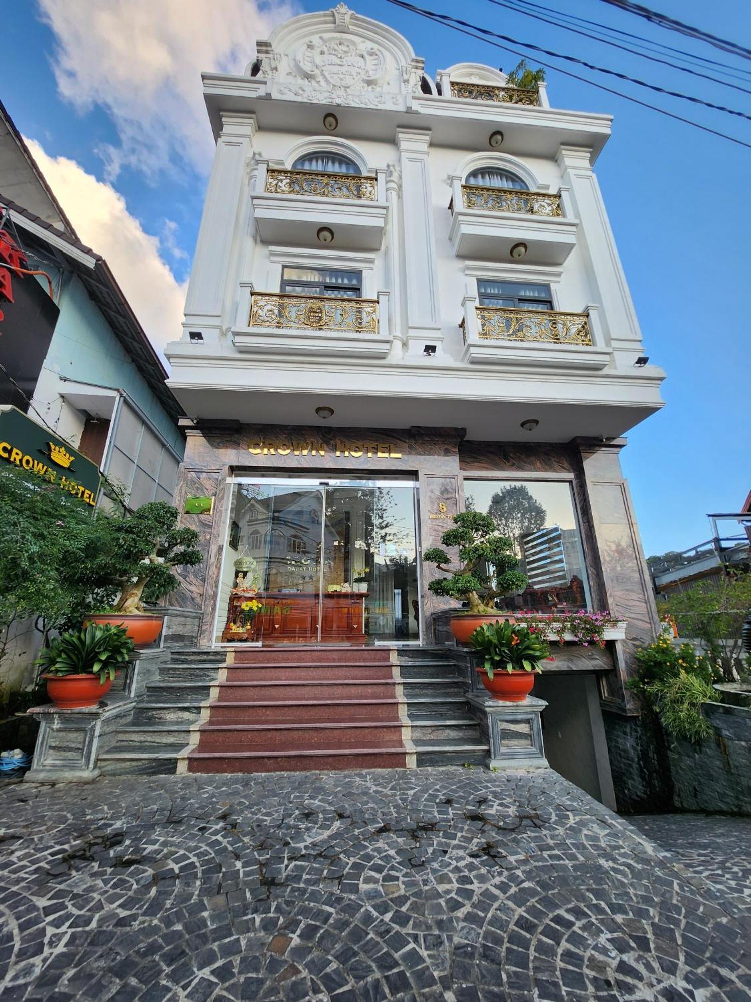 Crown Dalat Hotel Экстерьер фото