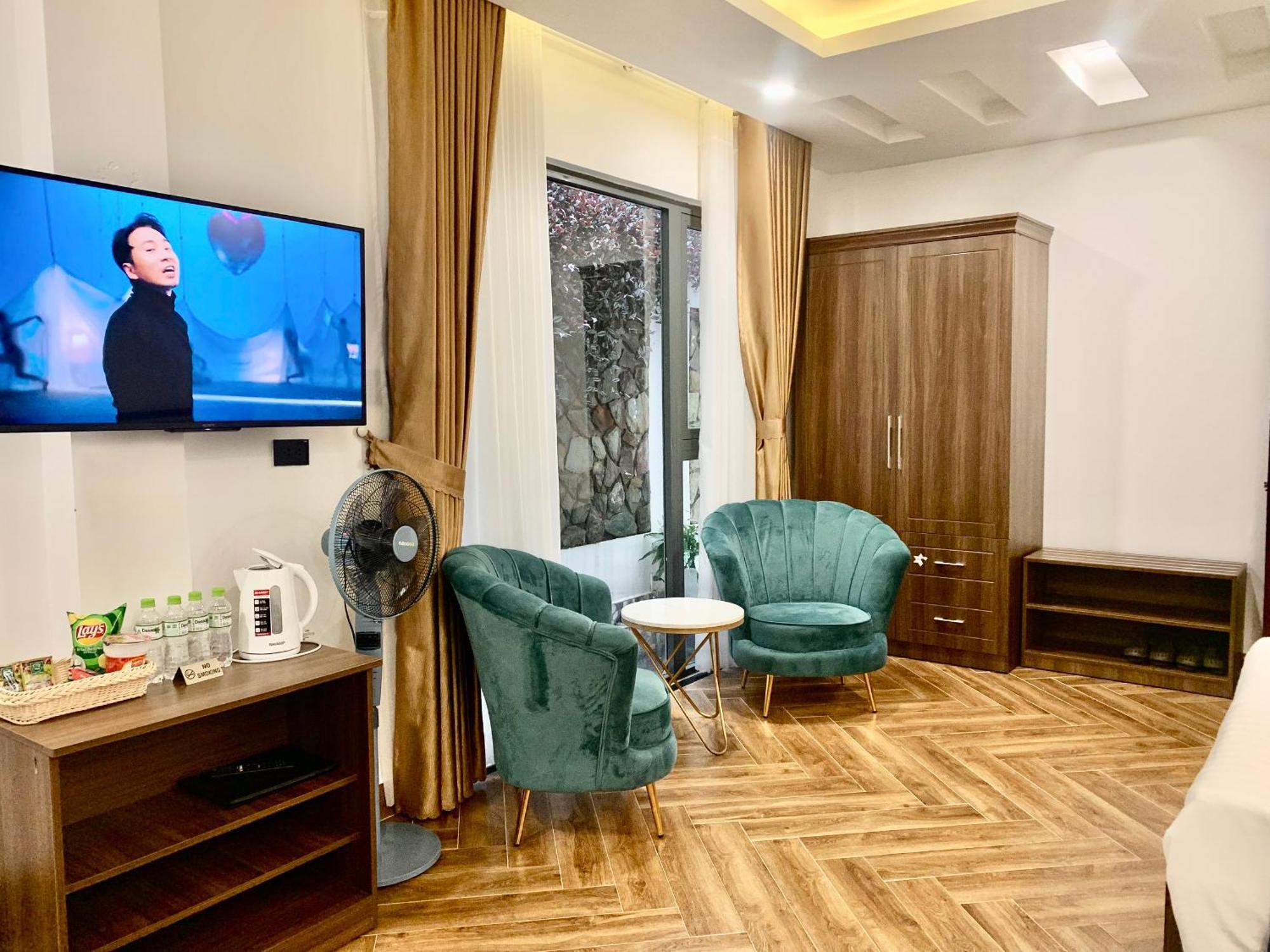 Crown Dalat Hotel Экстерьер фото